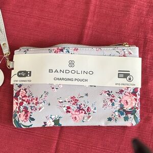 Bandolino Floral Print Charging Phone Pouch